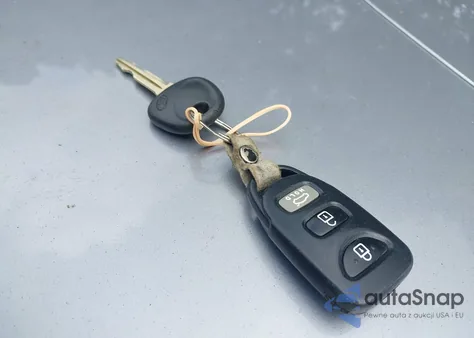 2016 Hyundai Elantra Se из США, поврежденный, VIN 5NPDH4AEXGH752152